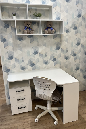 Стол угловой коллекции Престиж с 3 ящиками  от Династия Kids